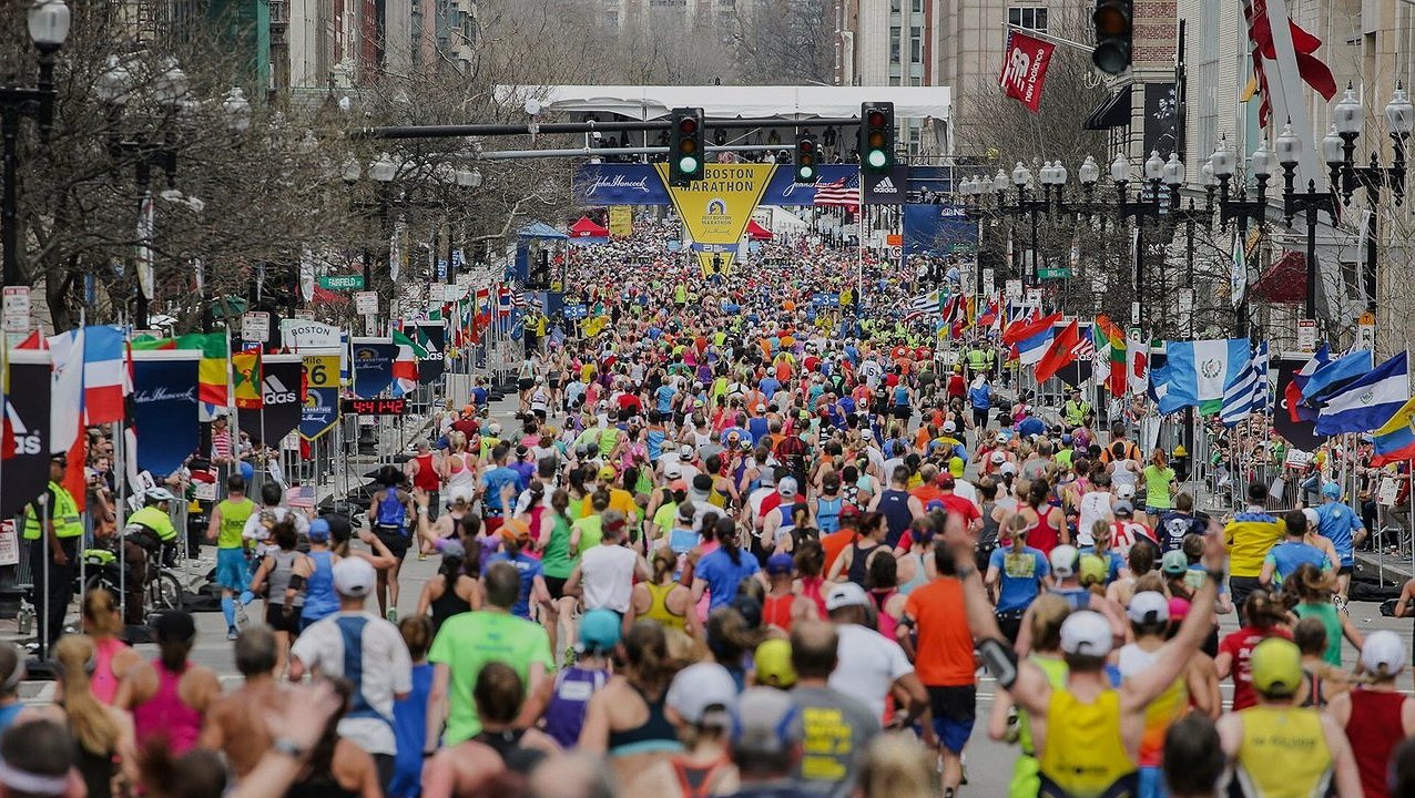 Boston 2017: เมื่อมาราธอนคือมากกว่าการวิ่ง – สารคดีที่วิ่งเข้าหัวใจ